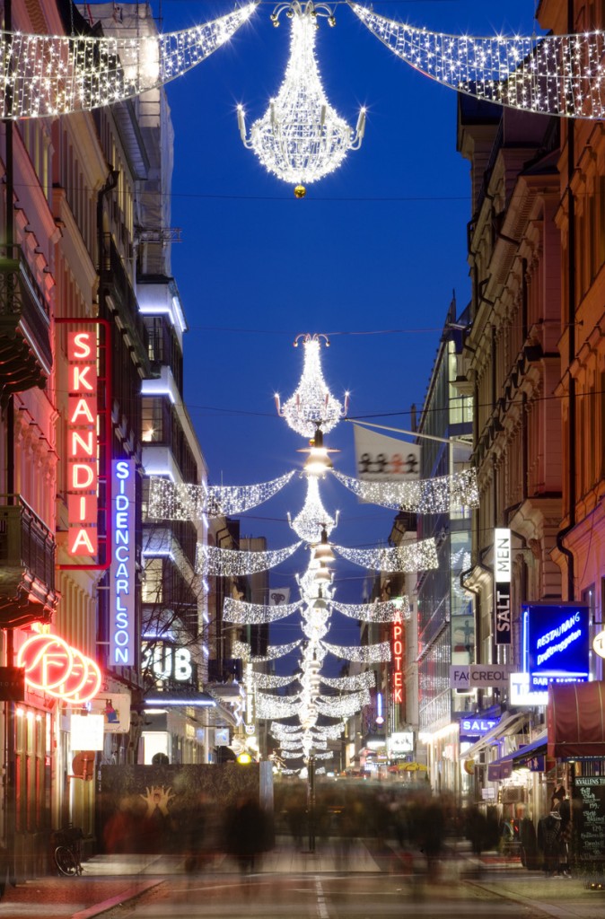 Christmas_decoration_at_Drottninggatan_Photo_Henrik_Trygg_Low-res
